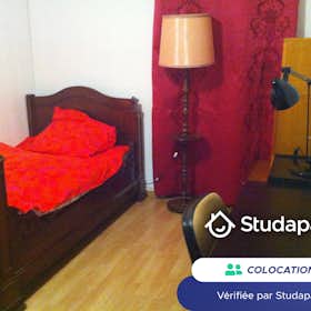 WG-Zimmer for rent for 345 € per month in Sarreguemines, Rue Charles Utzschneider