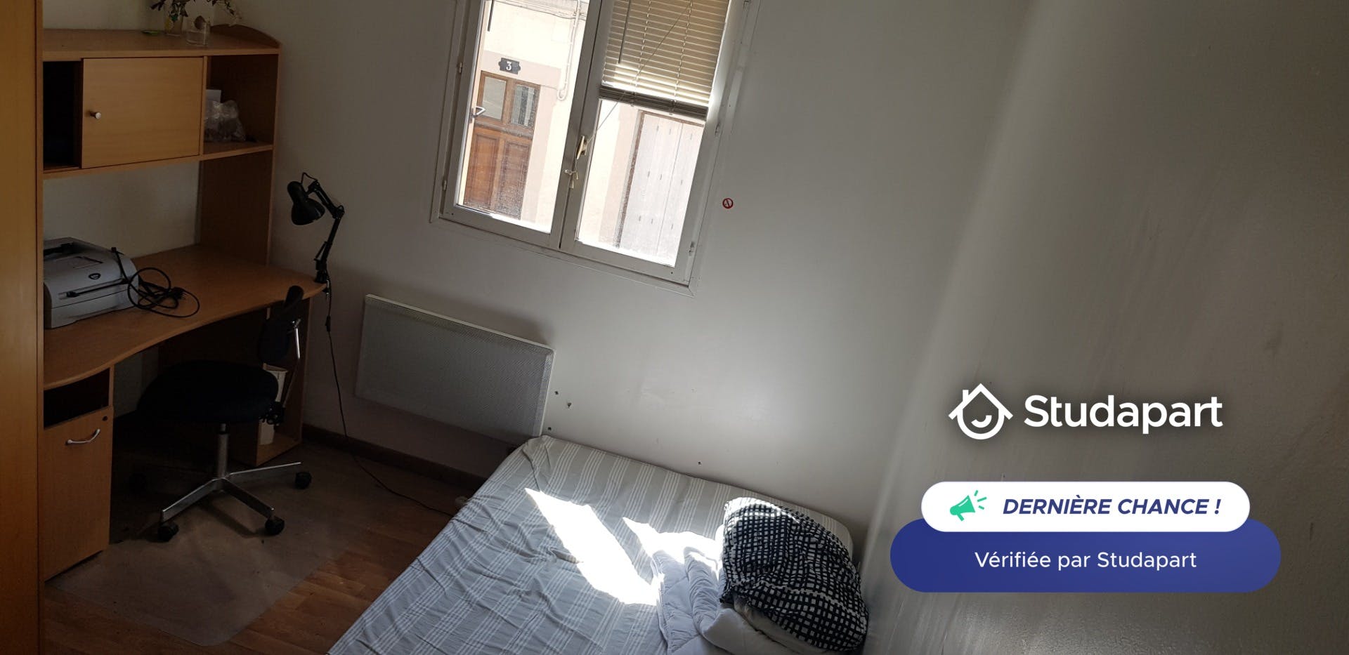 Apartment for rent for €295 per month in Reims, Rue Pierre Brossolette