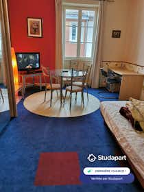 Appartement te huur voor € 490 per maand in Sarreguemines, Rue Charles Utzschneider
