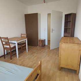 Private room for rent for €750 per month in Berlin, Eldenaer Straße