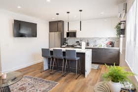 公寓 正在以 $3,507 的月租出租，其位于 North Hollywood, Kling St