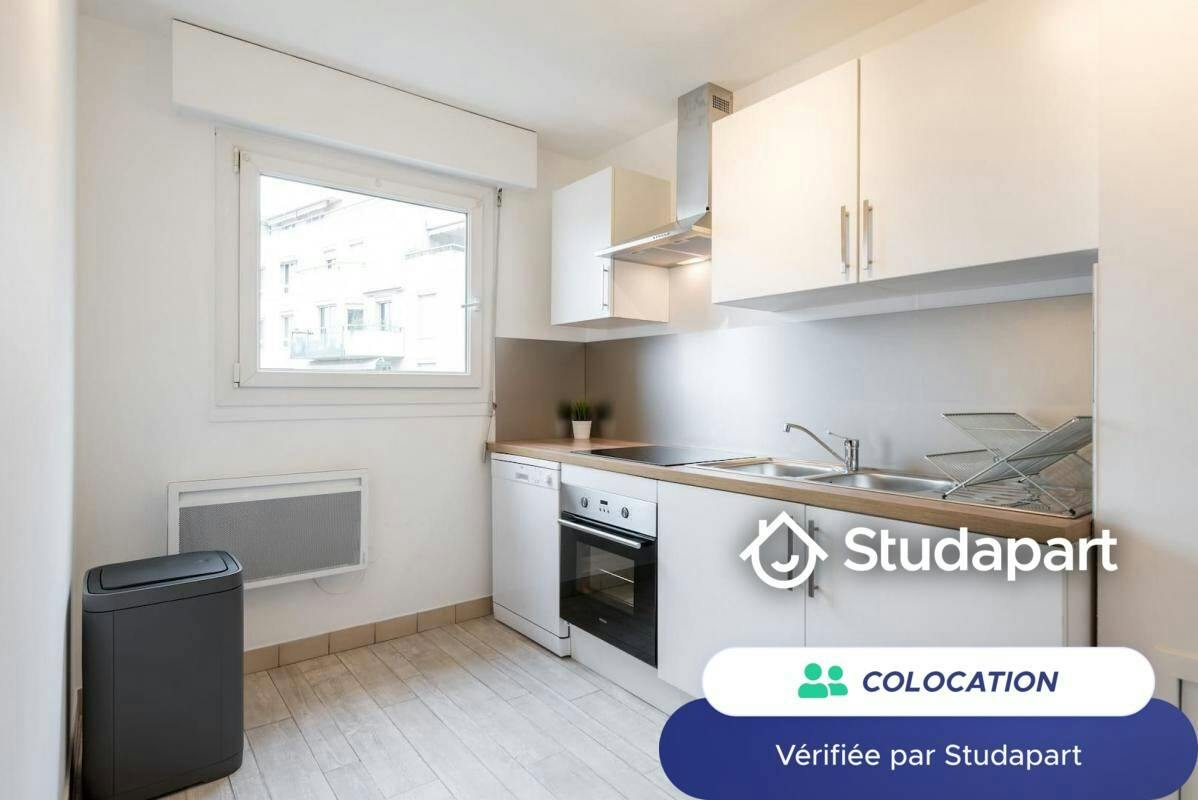 Private room for rent on Grande Rue de la Guillotière, Lyon - Plus
