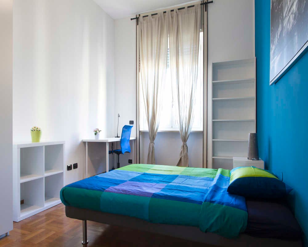 Via Crocefisso, Milan preview