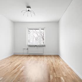 Отдельная комната сдается в аренду за 5 000 SEK в месяц в Stockholm, Falkholmsgränd