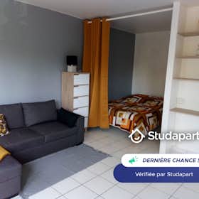 公寓 正在以 €460 的月租出租，其位于 Troyes, Avenue Anatole France