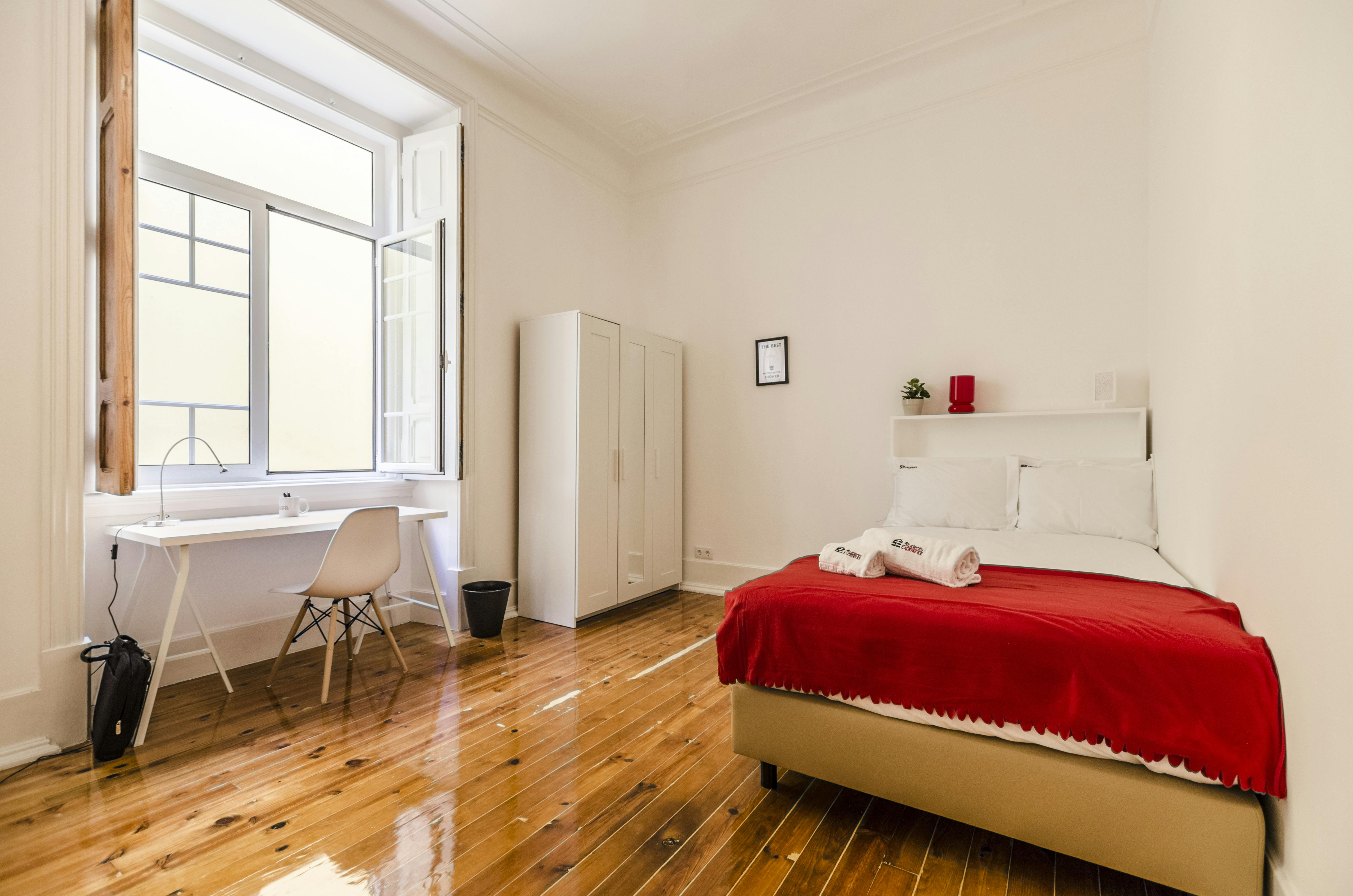 Avenida Duque d'Ávila, Lisbon preview