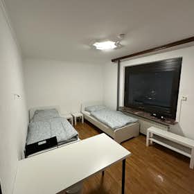 Спільна кімната за оренду для 1 250 EUR на місяць у Rüsselsheim, Paul-Hessemer-Straße