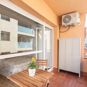 Apartment for rent for €1,090 per month in Barcelona, Carrer de Joan Gamper