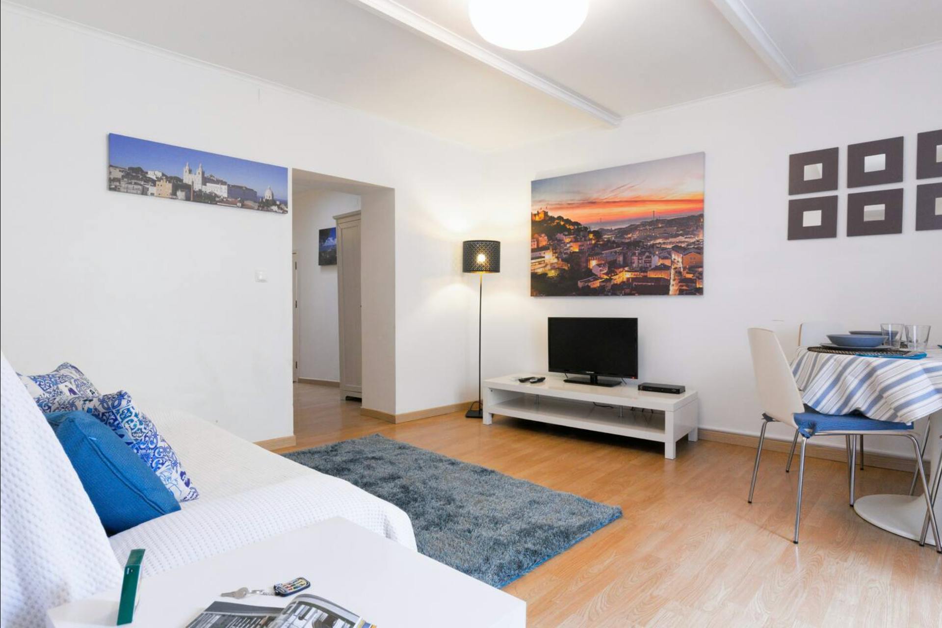 Apartment for rent for €5,000 per month in Lisbon, Rua do Salvador