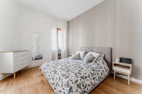 Appartamento in affitto a 1.950 € al mese a Rome, Via dell'Accademia dei Virtuosi
