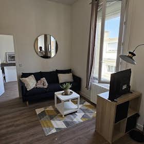 Appartement te huur voor € 889 per maand in Bordeaux, Rue de la Bénauge