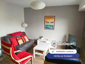 Apartament de închiriat pentru 700 EUR pe lună în Saint-Jean-de-Luz, Rue de la Rhune