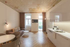 Apartment for rent for €1,810 per month in Vienna, Koppstraße