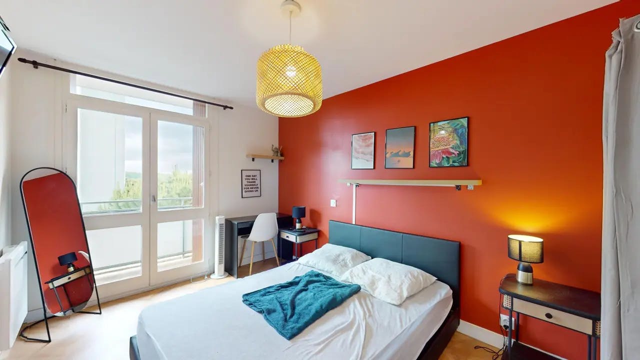 Private room in Rue Émile Guyou, Toulouse (1506378) room image 2