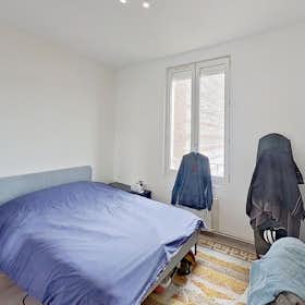 Privé kamer te huur voor € 394 per maand in Le Havre, Rue Gustave Brindeau