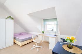 Studio for rent for €803 per month in Prague, Čerčanská