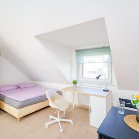 Studio for rent for CZK 19,900 per month in Prague, Čerčanská