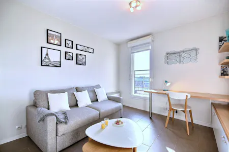 Studio for rent on Avenue d'Italie, Paris