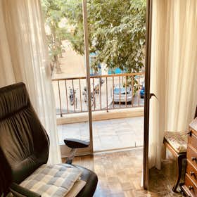 Apartment for rent for €1,600 per month in Lisbon, Rua Passos Manuel