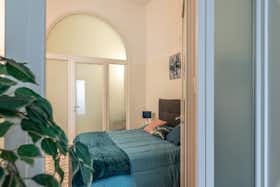 Appartement à louer pour 1 300 €/mois à Palermo, Via Jean Houel