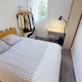 Private room for rent for €518 per month in Talence, Rue Auguste Renoir