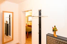 Appartement te huur voor € 1.380 per maand in Bonn, Estermannstraße