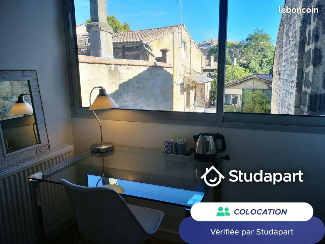 Private room for rent on Rue du Petit-Goave, Bordeaux