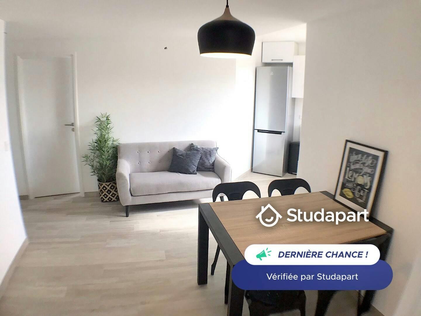 Apartment for rent for €520 per month in Évry-Courcouronnes, Allée Jean Rostand