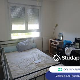 Private room for rent for €430 per month in Mérignac, Avenue du Maréchal Juin