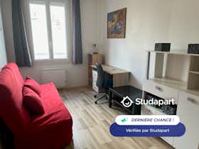 Apartament de închiriat pentru 420 EUR pe lună în Le Havre, Rue Lefèvreville