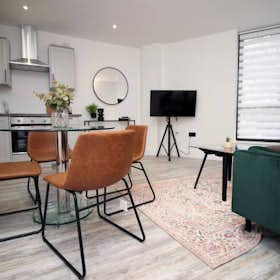 Haus zu mieten für 3.700 £ pro Monat in Swindon, Clarence Street