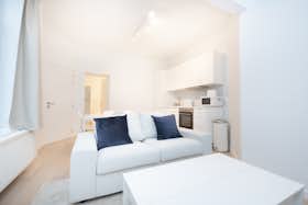 Apartment for rent for €1,250 per month in Brussels, Rue de Soignies