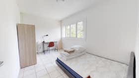私人房间 正在以 €515 的月租出租，其位于 Montpellier, Rue d'Alco