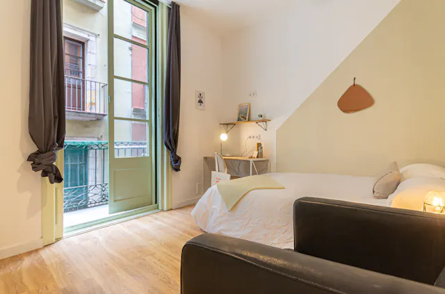 Private room in Carrer de Sant Pau, Barcelona (1506853) room image 1