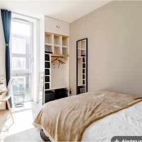 WG-Zimmer for rent for 480 € per month in Lille, Rue du Vieux Moulin