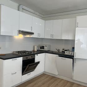 公寓 for rent for €1,700 per month in Amsterdam, Holendrechtstraat