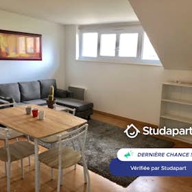 Appartamento for rent for 680 € per month in Pau, Boulevard d'Alsace-Lorraine
