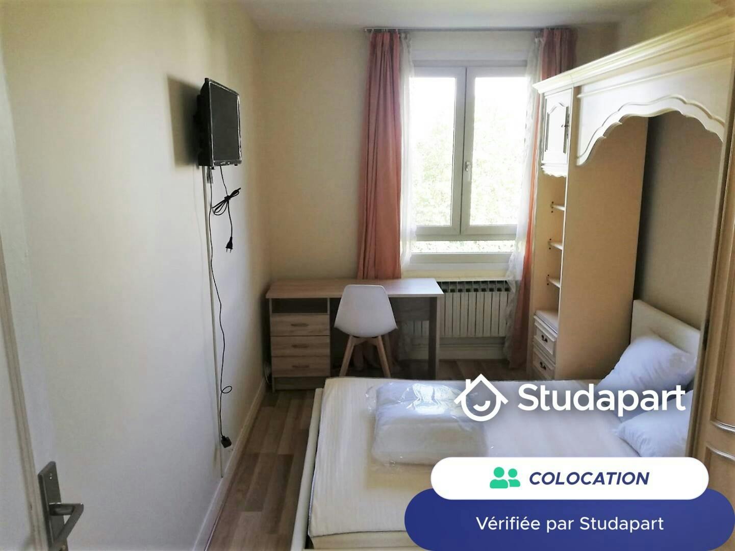 WG-Zimmer zu mieten für 560 € pro Monat in Drancy, Allée des Bouvreuils