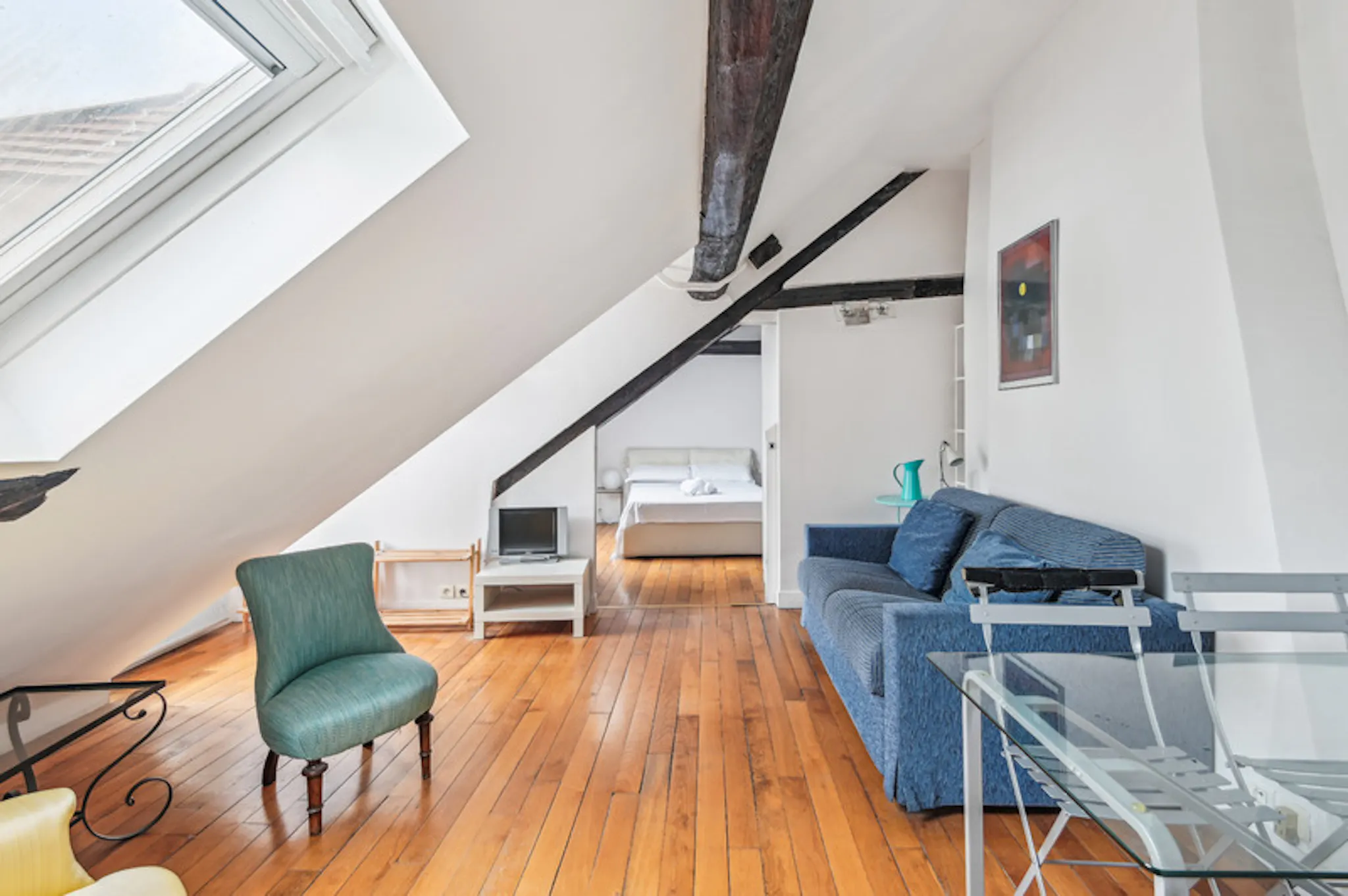 Rue de Bourgogne, Paris preview