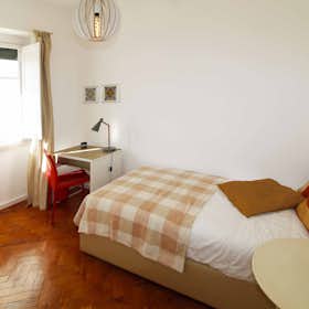 Cameră privată de închiriat pentru 510 EUR pe lună în Lisbon, Rua Leite de Vasconcelos