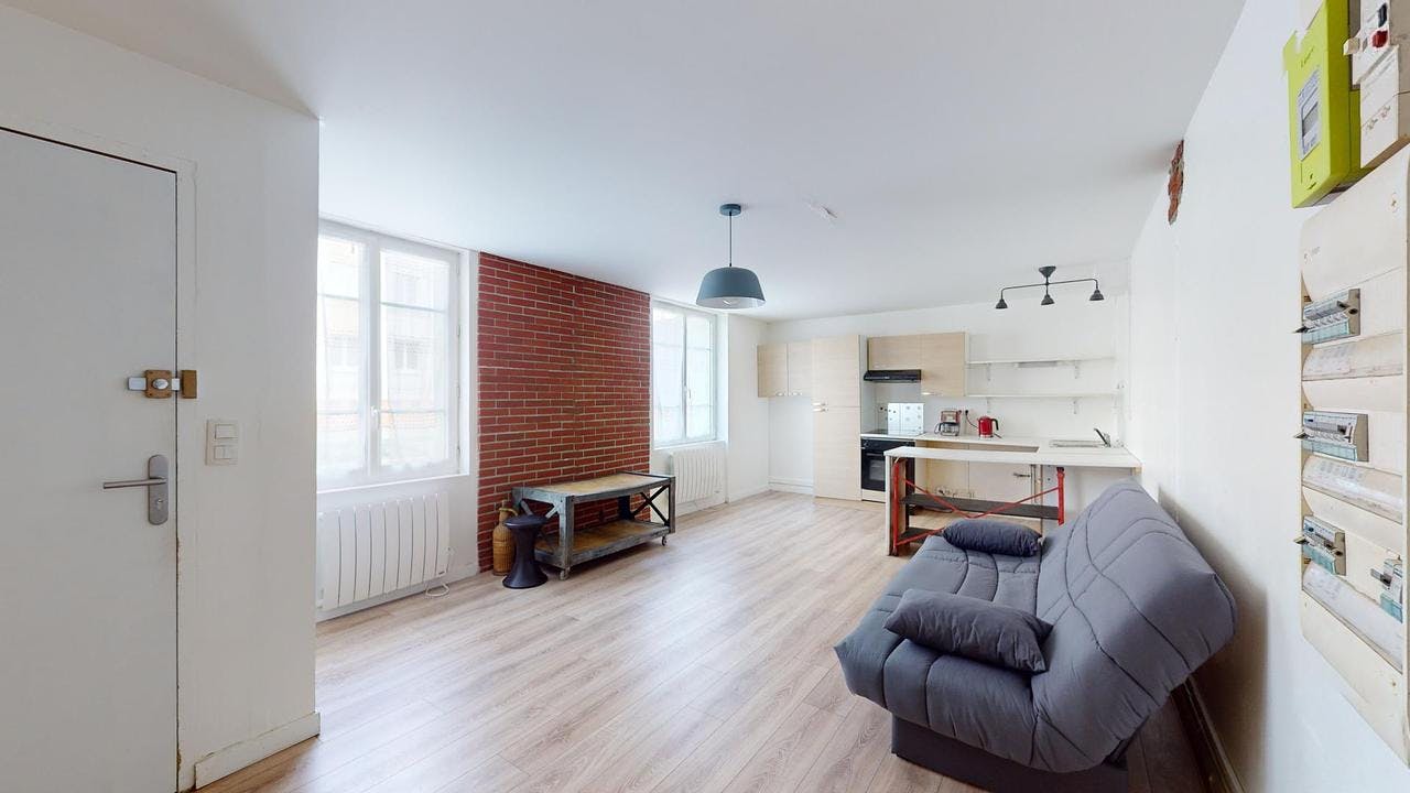 Studio for rent on Rue Paul Diomède, Clermont-Ferrand