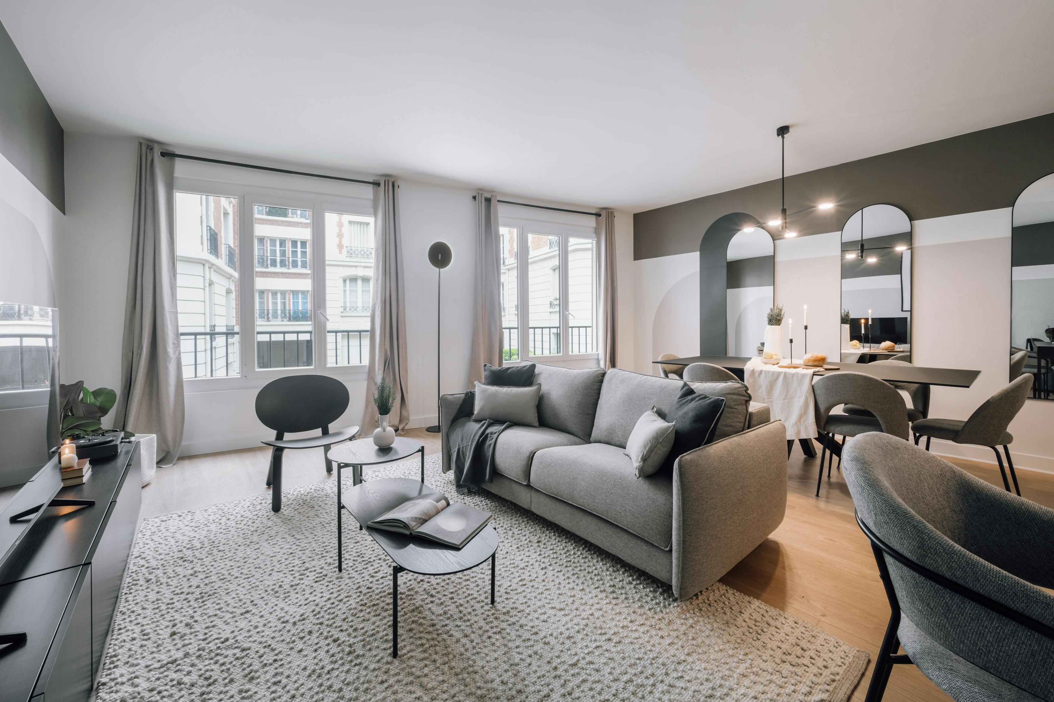 Apartment for rent for €2,702 per month in Paris, Rue des Marronniers