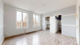 Appartement te huur voor € 730 per maand in Faches-Thumesnil, Rue Léon Gambetta