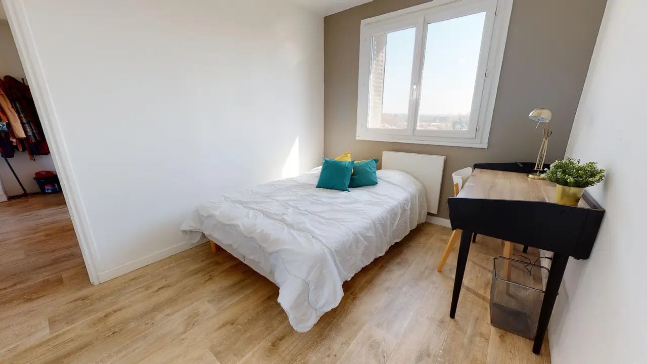 Avenue Jules Guesde, Vénissieux preview