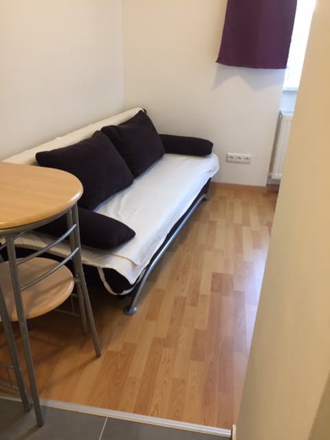 Appartement te huur voor € 880 per maand in Munich, Lerchenauer Straße
