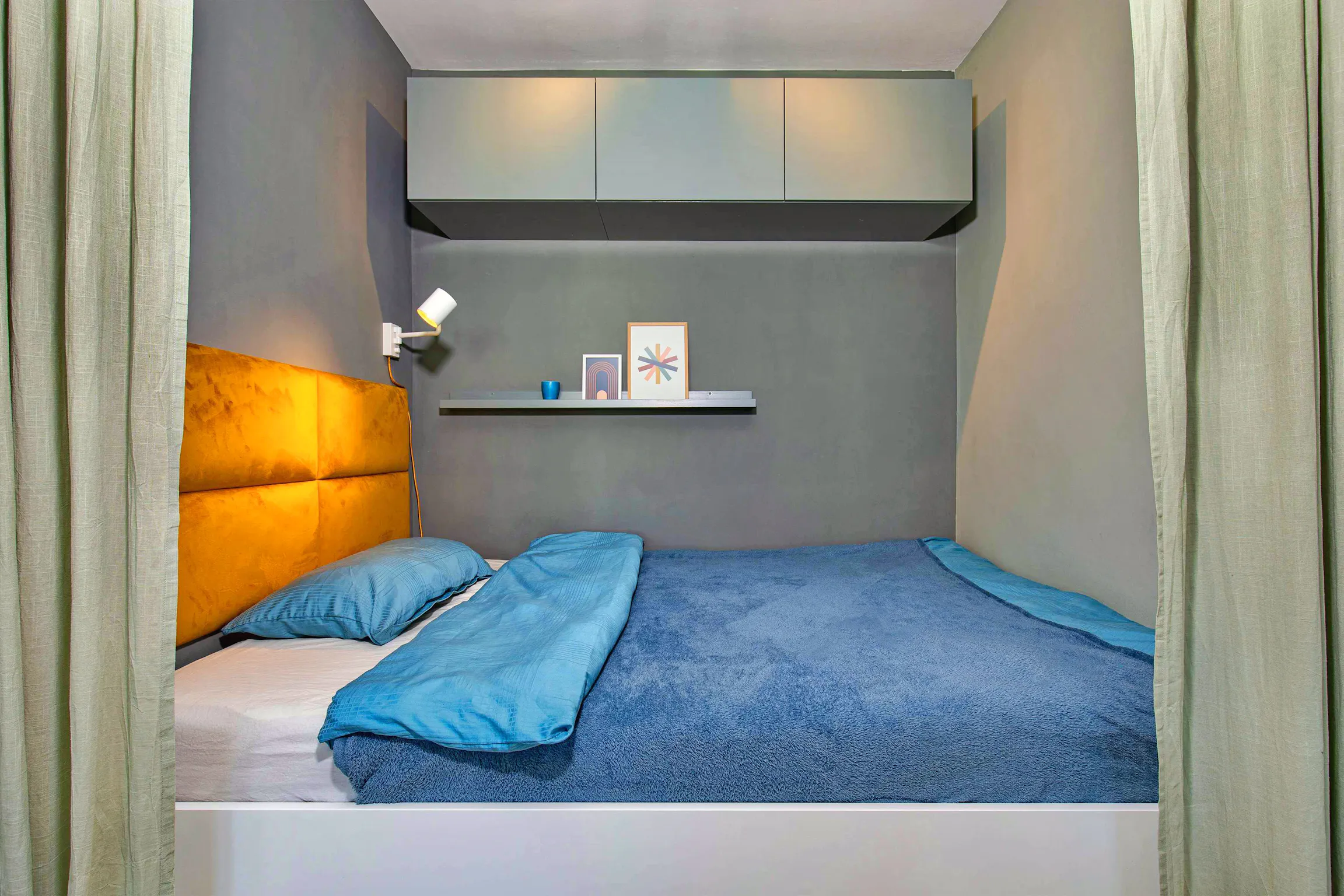 1-Bedroom Apartment in Tannenbergstraße, Wuppertal 4