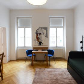 Apartment for rent for €1,590 per month in Vienna, Tanbruckgasse