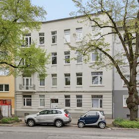 WG-Zimmer zu mieten für 850 € pro Monat in Hamburg, Bremer Straße
