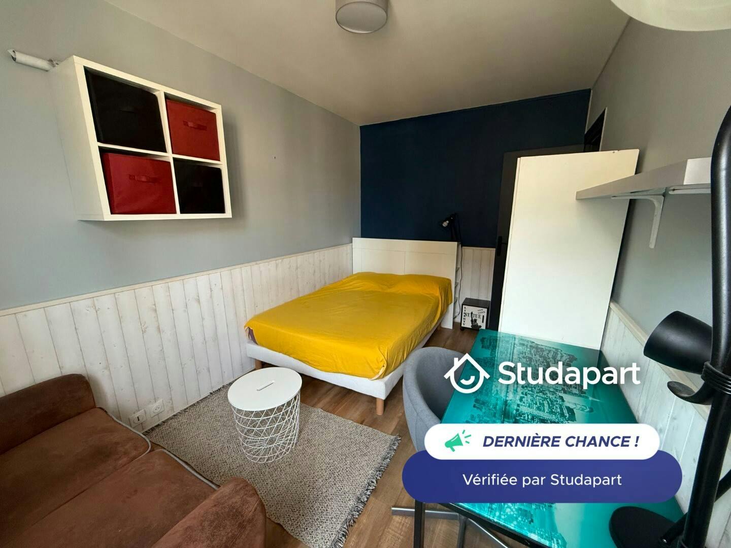 Apartament de închiriat pentru 670 EUR pe lună în Bordeaux, Rue Crampel