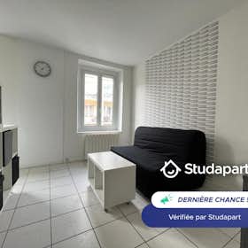 Apartamento para alugar por € 550 por mês em Chambly, Rue de la Chevalerie